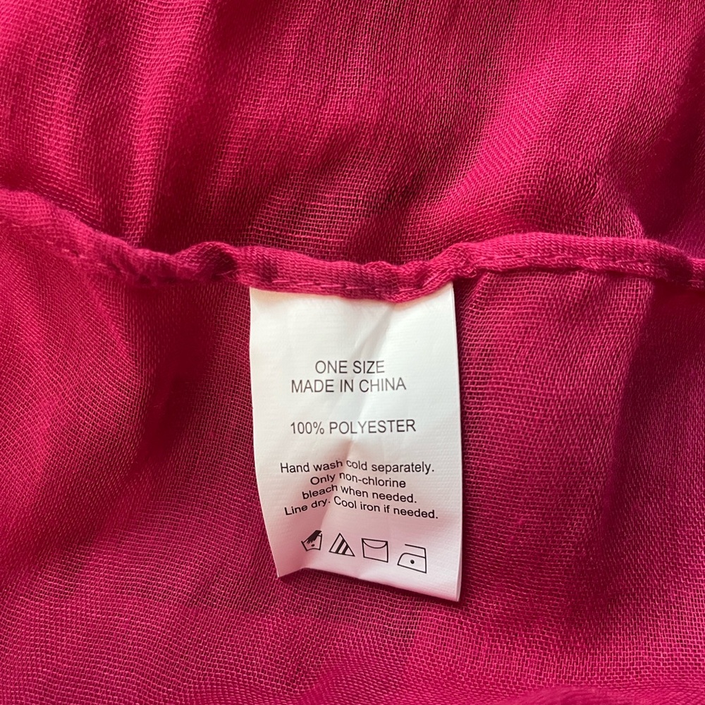 Pink scarf - Picture 2 of 2